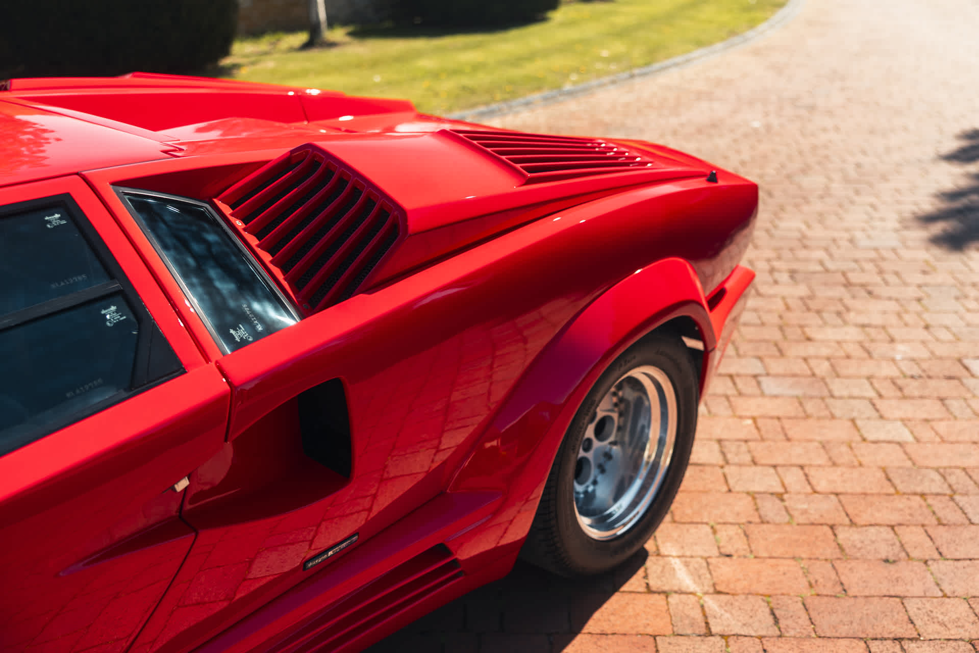 こんばんはー Auction Block: 1989 Lamborghini Countach 25th Anniversary